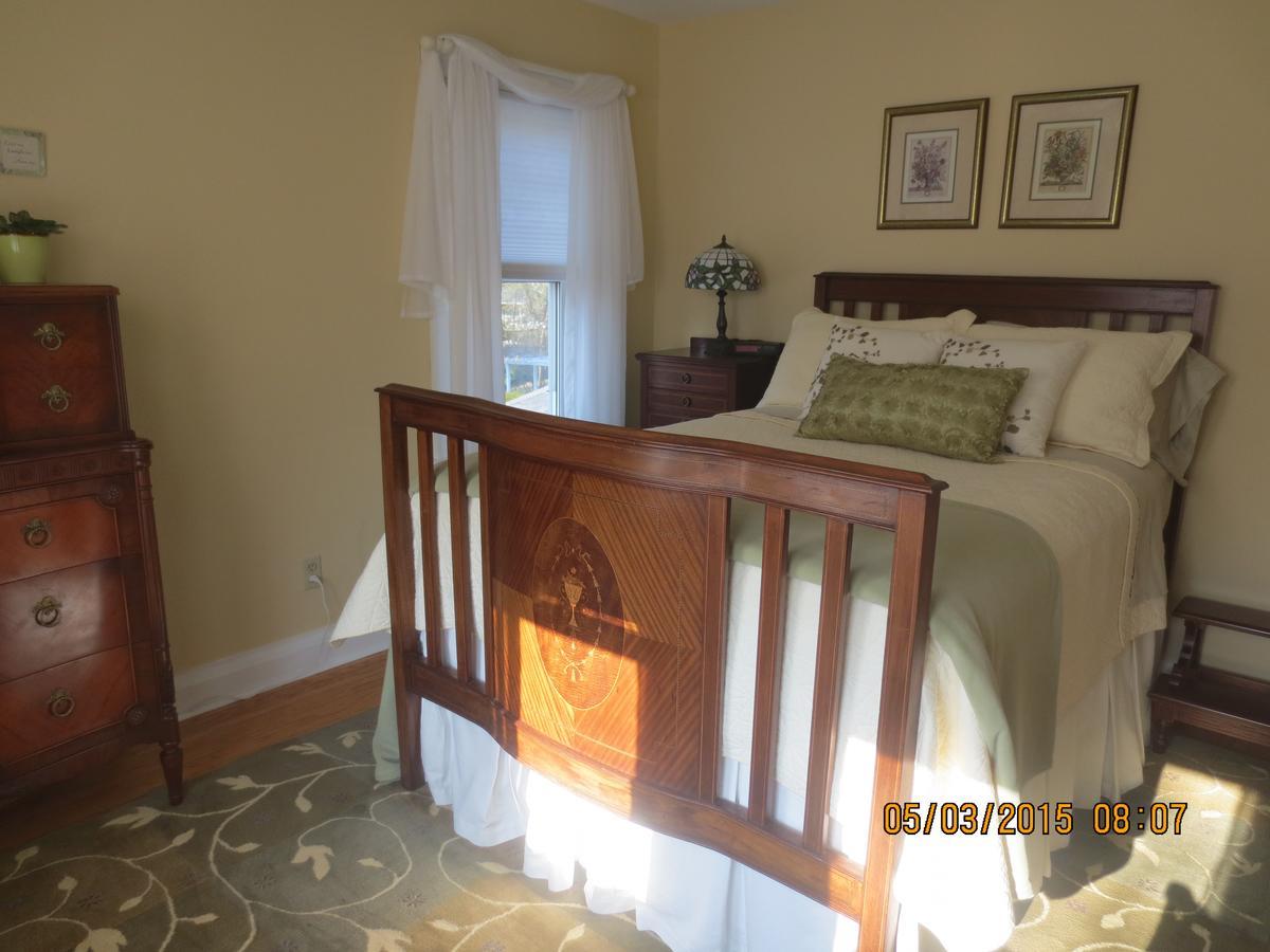 Robinsong Thorold Quarto foto