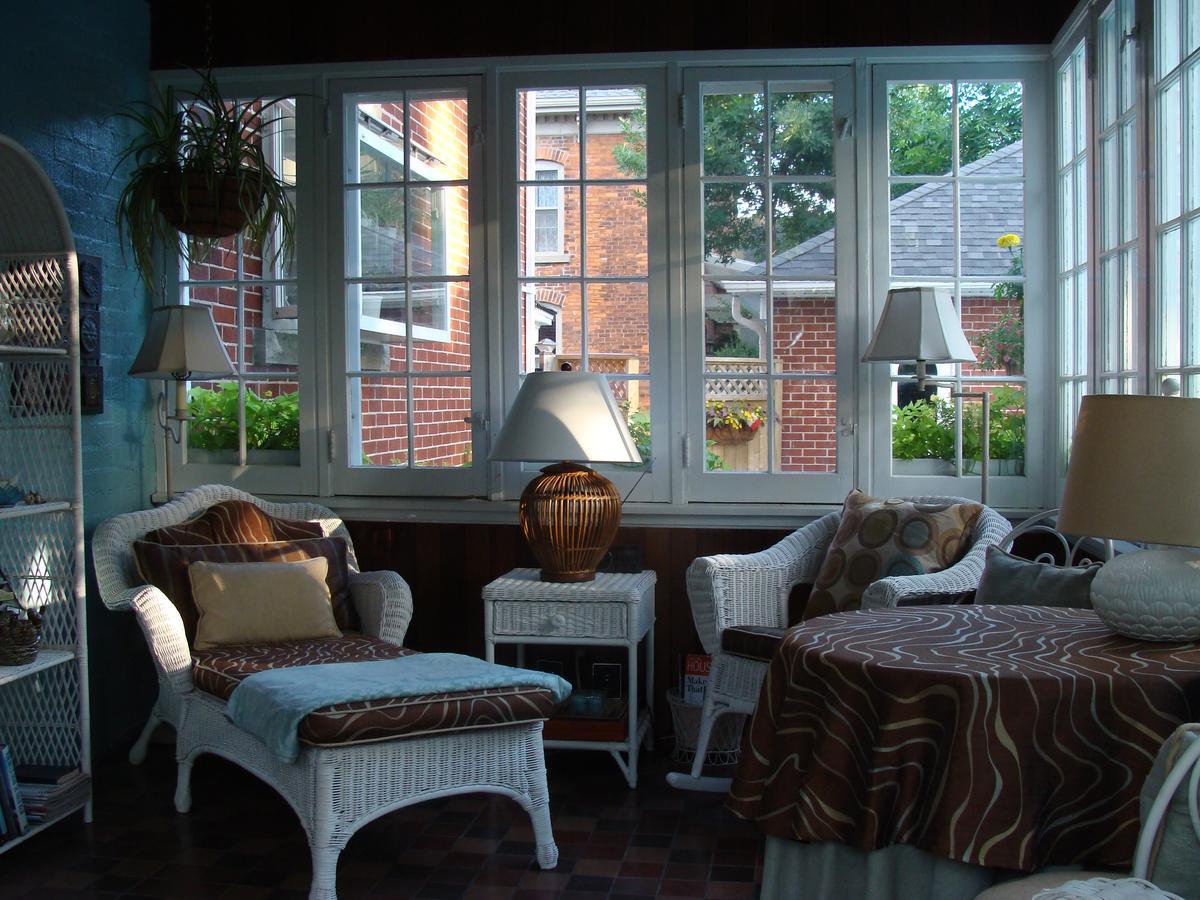 Robinsong Thorold Exterior foto