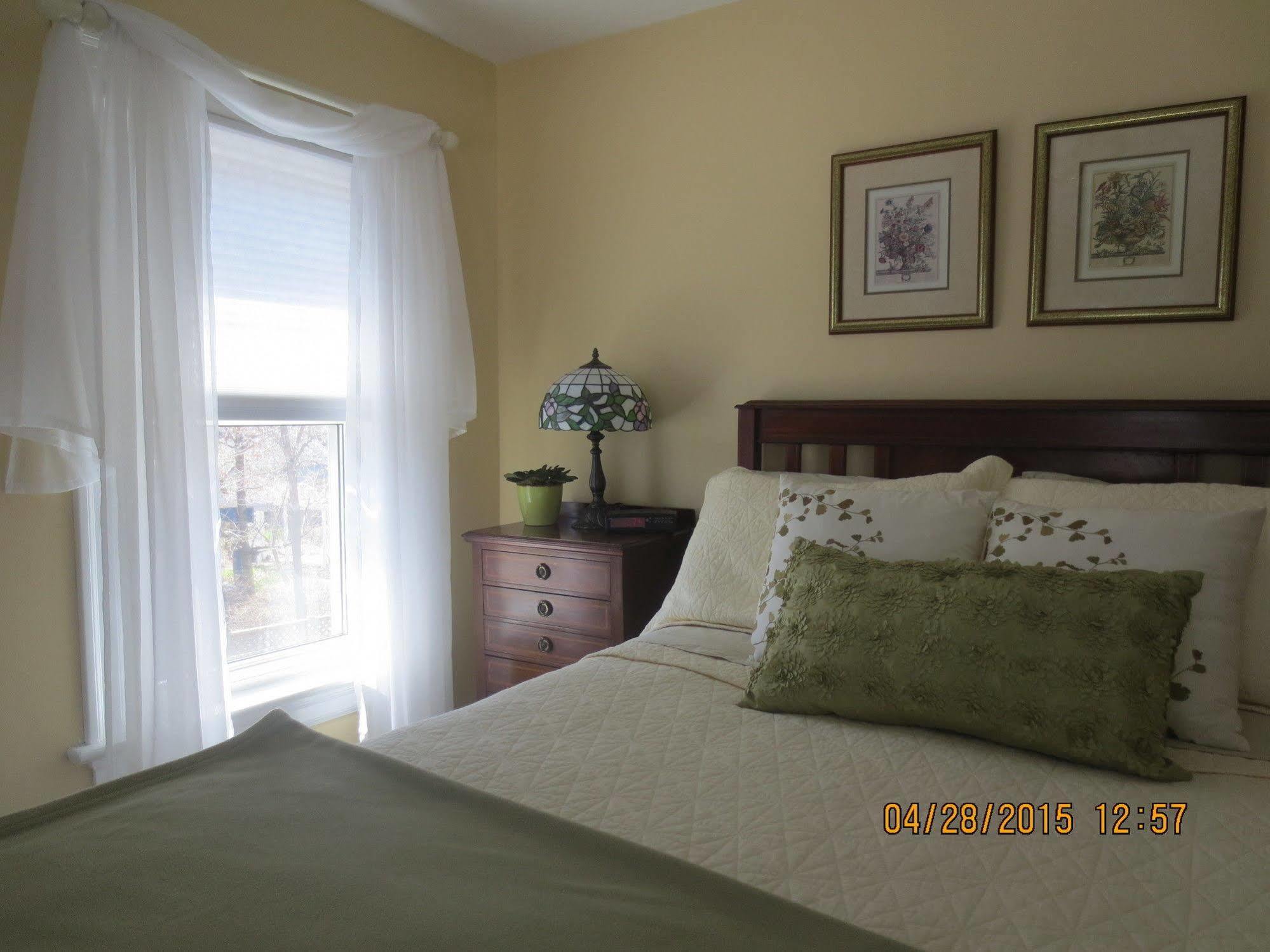 Robinsong Thorold Exterior foto
